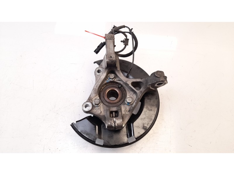 Recambio de mangueta delantera derecha para chevrolet cruze 2.0 diesel cat referencia OEM IAM 13319483  