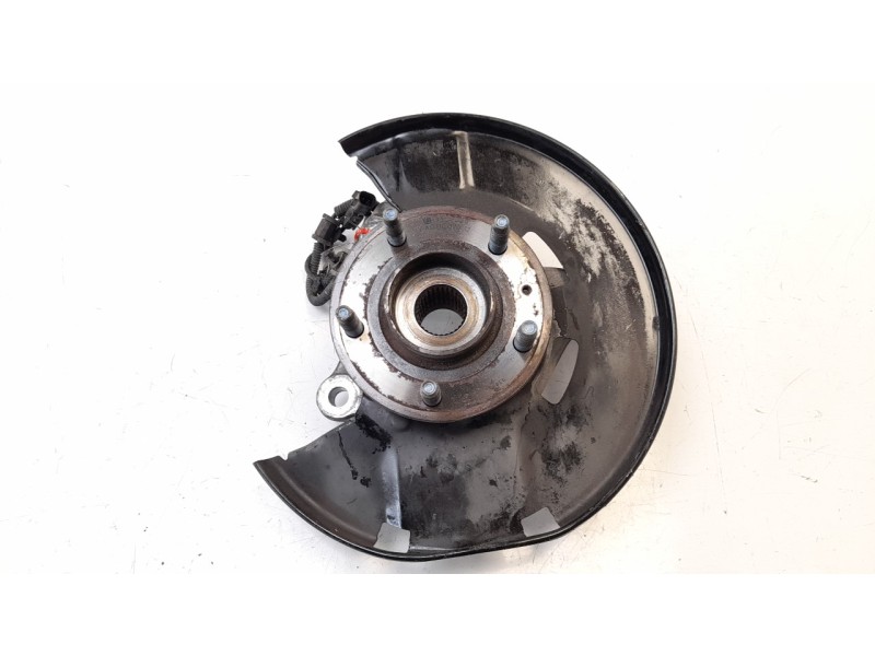 Recambio de mangueta delantera izquierda para chevrolet cruze 2.0 diesel cat referencia OEM IAM 13319482  