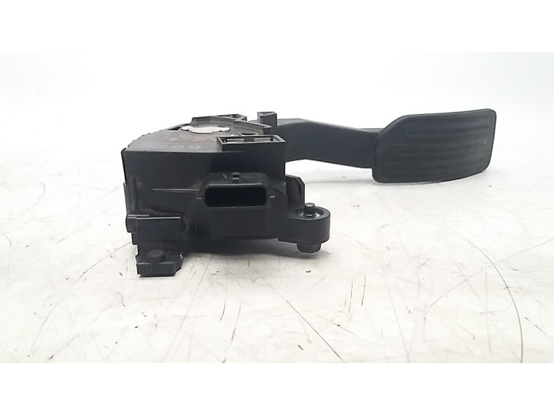 Recambio de potenciometro pedal para nissan juke (f15) 1.2 16v cat referencia OEM IAM 180023RA0B  