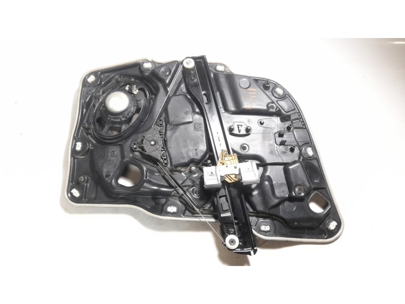 Recambio de elevalunas delantero derecho para jeep renegade limited 4x4 referencia OEM IAM 71777165  
