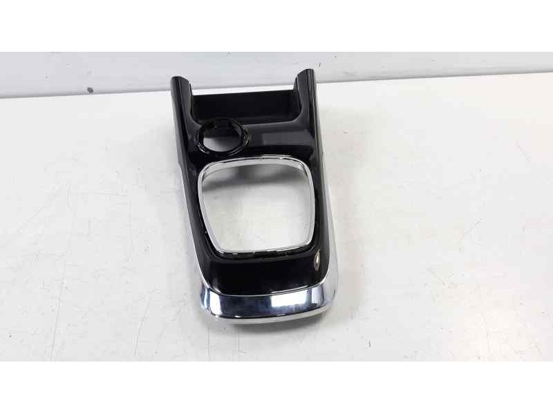 Recambio de moldura para nissan pulsar (c13) tekna referencia OEM IAM 969343ZL1A  