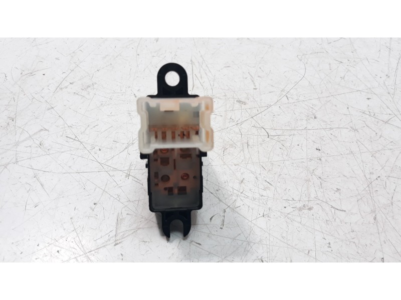 Recambio de mando elevalunas trasero izquierdo para nissan qashqai (j11) 1.5 turbodiesel cat referencia OEM IAM 254114BA0A  