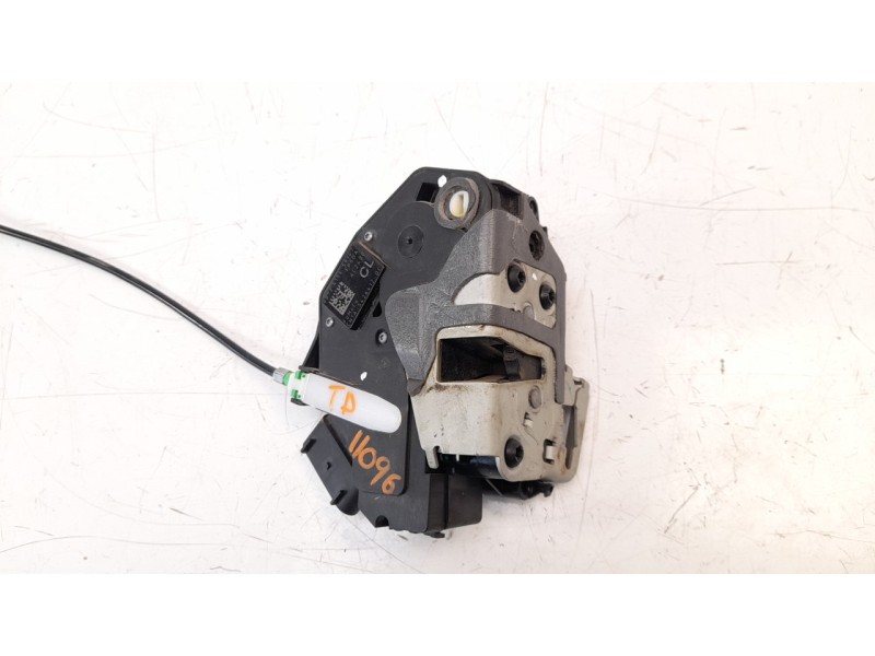 Recambio de cerradura puerta trasera derecha para ford ecosport 1.5 tdci cat referencia OEM IAM CN1A5426412DC  CN15A264A26DC