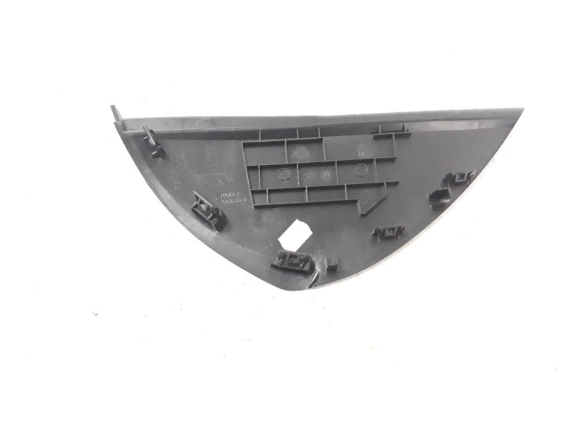 Recambio de moldura para renault captur 0.9 energy referencia OEM IAM 689214809R  