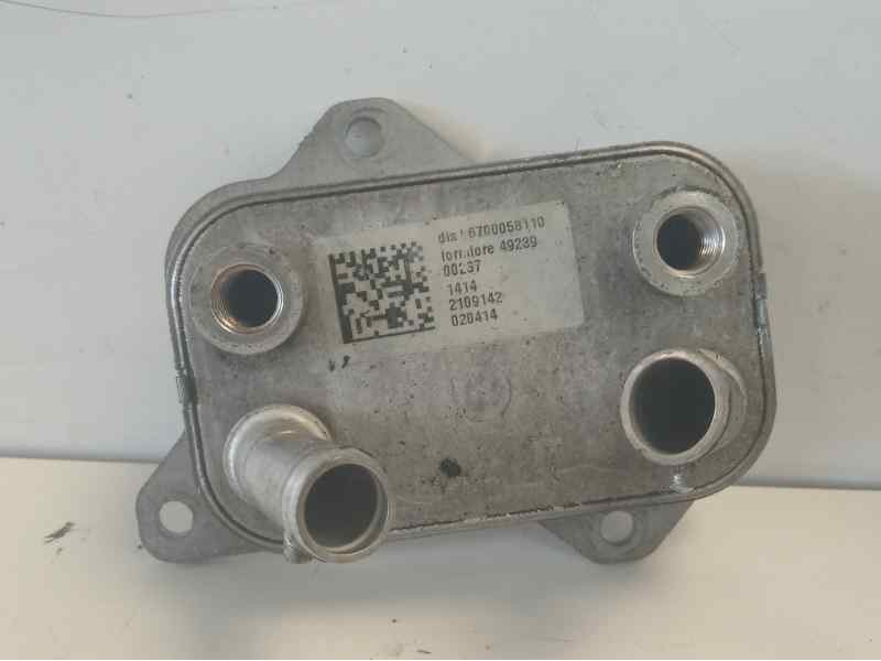Recambio de enfriador aceite motor para maserati ghibli s q4 referencia OEM IAM 6700058110 4923900237 2109142