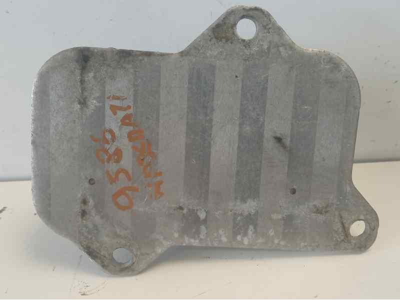 Recambio de enfriador aceite motor para maserati ghibli s q4 referencia OEM IAM 6700058110 4923900237 2109142