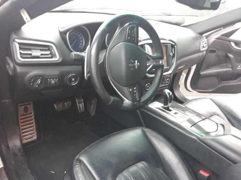 maserati ghibli del año 2015