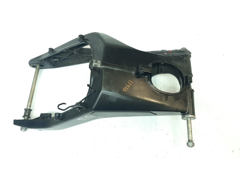 Recambio de puente trasero para yamaha mt-125 referencia OEM IAM B7DF21100000  