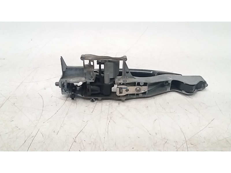Recambio de maneta exterior delantera izquierda para peugeot 208 1.6 16v hdi fap referencia OEM IAM 9680168680  