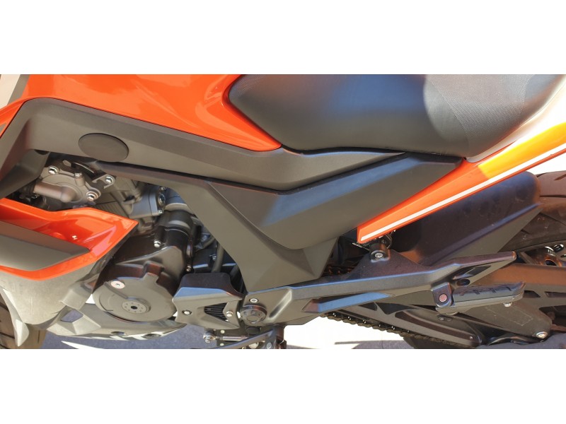 Recambio de moldura para zontes motorcycles zt125 zt 125-u referencia OEM IAM   