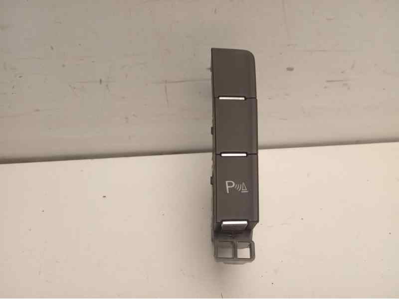 Recambio de interruptor para volkswagen golf vii lim. sport by r-line bluemotion referencia OEM IAM 5G1927238E  