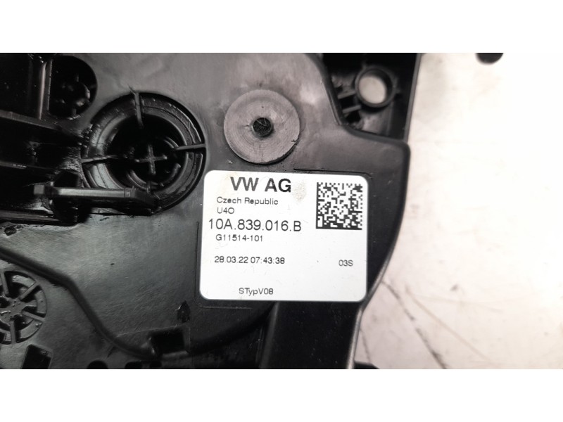 Recambio de cerradura puerta trasera derecha para volkswagen polo 1.0 tsi referencia OEM IAM 10A839016B  