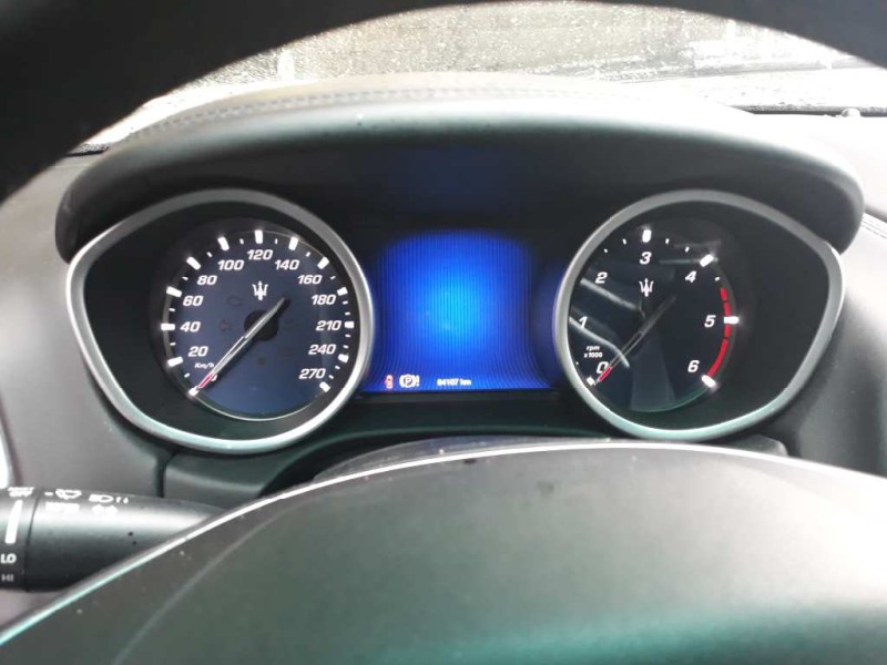 maserati ghibli del año 2015