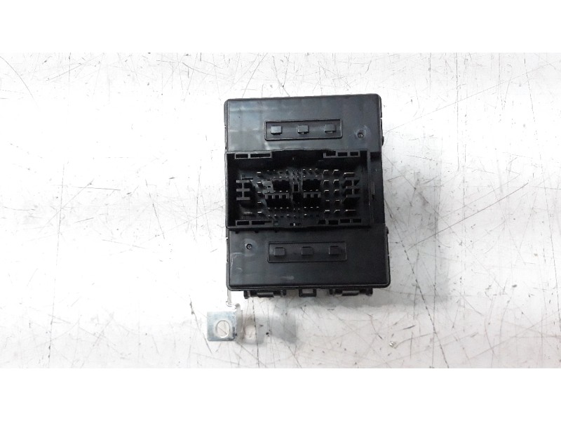 Recambio de caja reles / fusibles para hyundai tucson referencia OEM IAM 91959N7020  