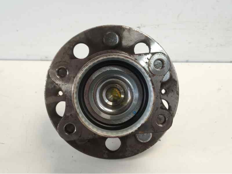 Recambio de buje para kia sportage 1.7 crdi cat referencia OEM IAM 527102E100 906544 