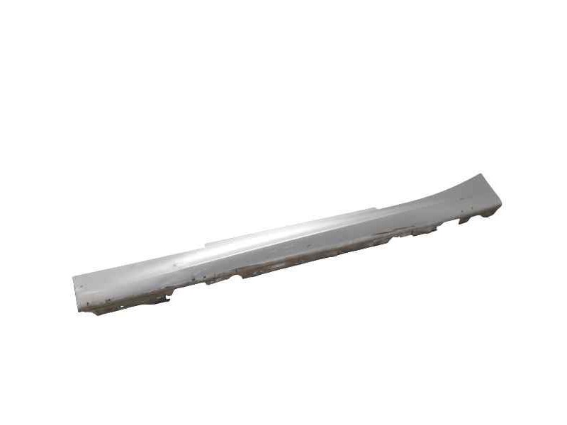 Recambio de estribos laterales para bmw serie 1 lim. (f21) 118d referencia OEM IAM   