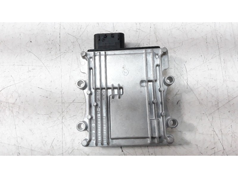 Recambio de modulo electronico para hyundai tucson referencia OEM IAM 954413D215  