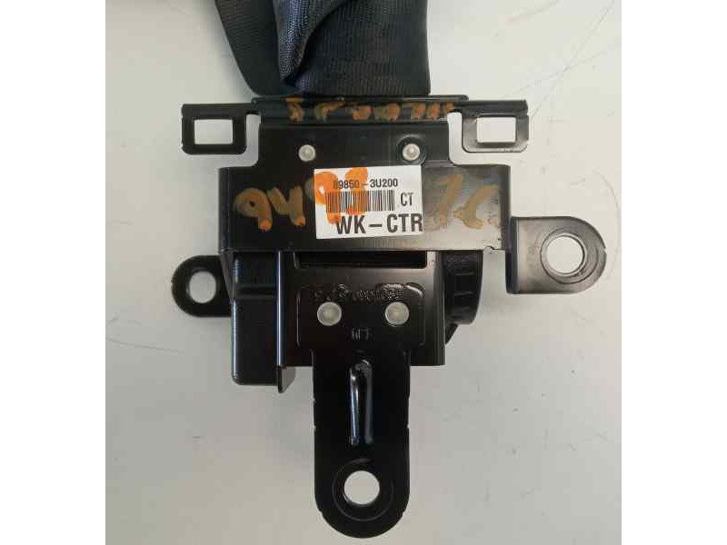 Recambio de cinturon seguridad trasero central para kia sportage 1.7 crdi cat referencia OEM IAM 8985023U200  