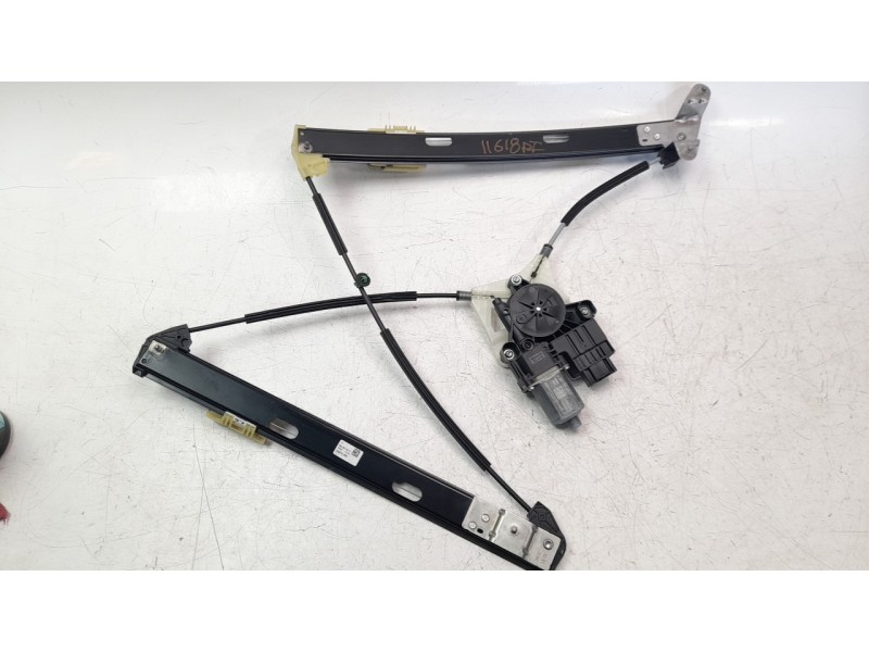 Recambio de elevalunas delantero izquierdo para volkswagen polo 1.0 tsi referencia OEM IAM 2G4837461B  