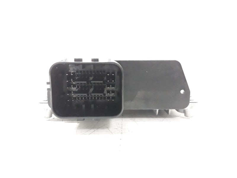 Recambio de modulo electronico para hyundai tucson referencia OEM IAM 954413D215  