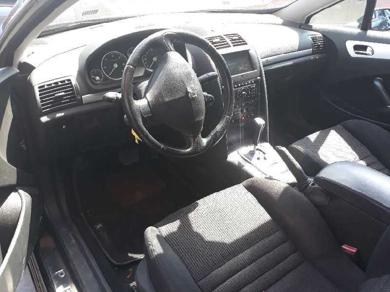 peugeot 407 coupe del año 2006