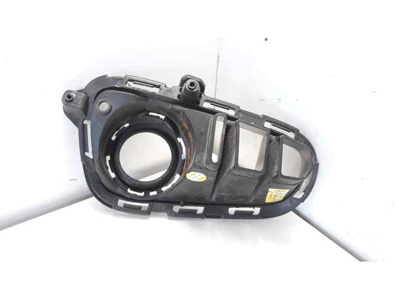 Recambio de rejilla paragolpes derecha para kia rio (yb) 1.0 tgdi cat referencia OEM IAM 86526H8020  