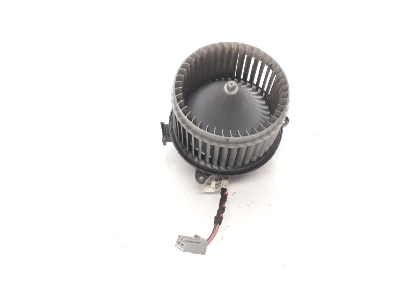 Recambio de ventilador calefaccion para chevrolet cruze 2.0 diesel cat referencia OEM IAM A12168  