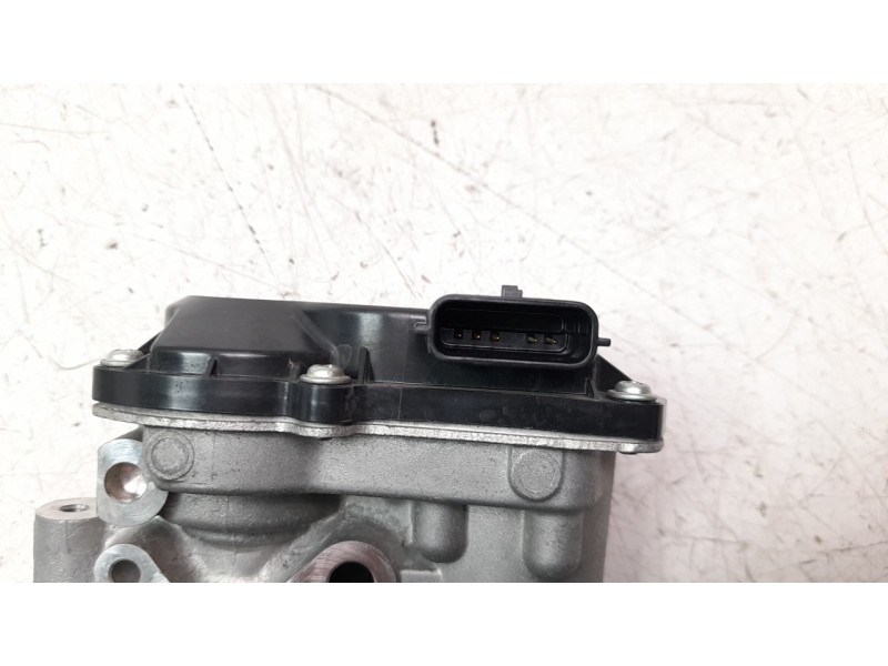 Recambio de caja mariposa para renault clio v 1.5 blue dci diesel fap referencia OEM IAM 147100361R  