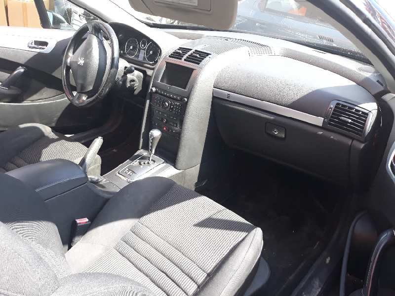 peugeot 407 coupe del año 2006