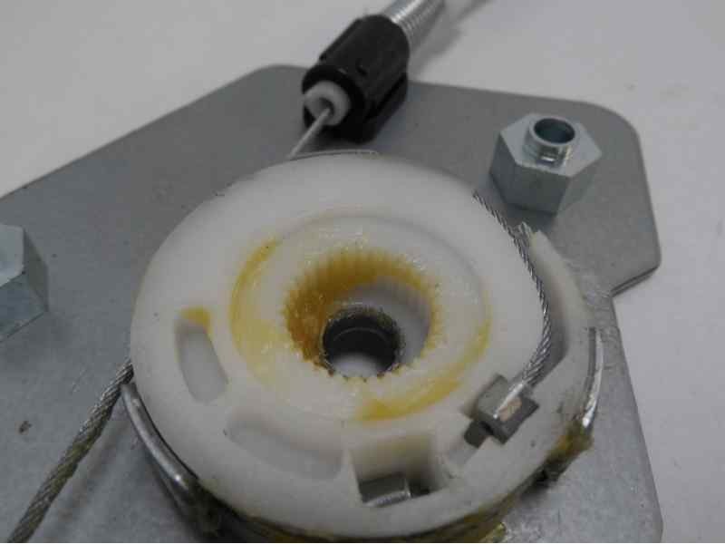 Recambio de elevalunas delantero derecho para peugeot 406 berlina (s1/s2) referencia OEM IAM 9222K5 106172201 101063