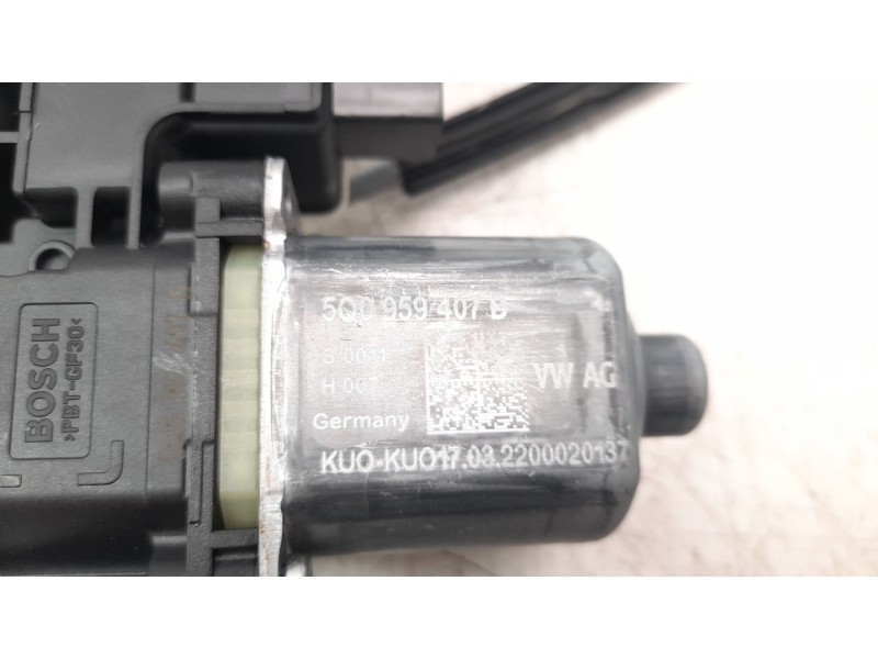 Recambio de elevalunas trasero izquierdo para volkswagen polo 1.0 tsi referencia OEM IAM 2G6839461C  