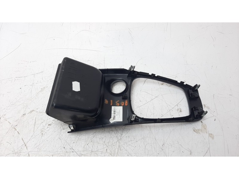Recambio de moldura para nissan pulsar (c13) 1.2 16v cat referencia OEM IAM 969343ZL1A  