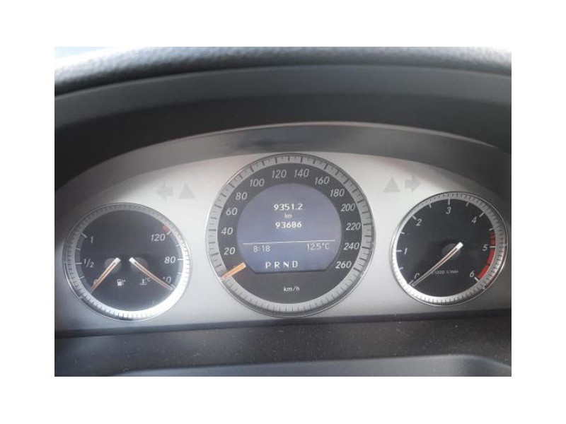 mercedes-benz clase c (w204) berlina del año 2007