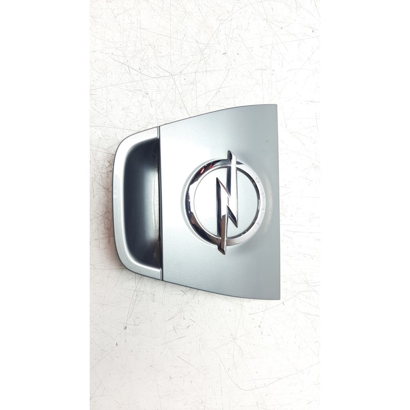 Recambio de maneta exterior porton para opel astra j lim. 1.7 16v cdti referencia OEM IAM 13372619  