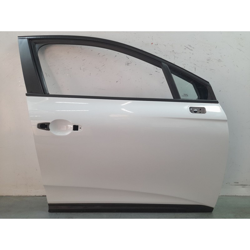 Recambio de puerta delantera derecha para renault clio v (b7_) 1.5 blue dci 85 (b7ag) referencia OEM IAM 801005036R  RN3323503