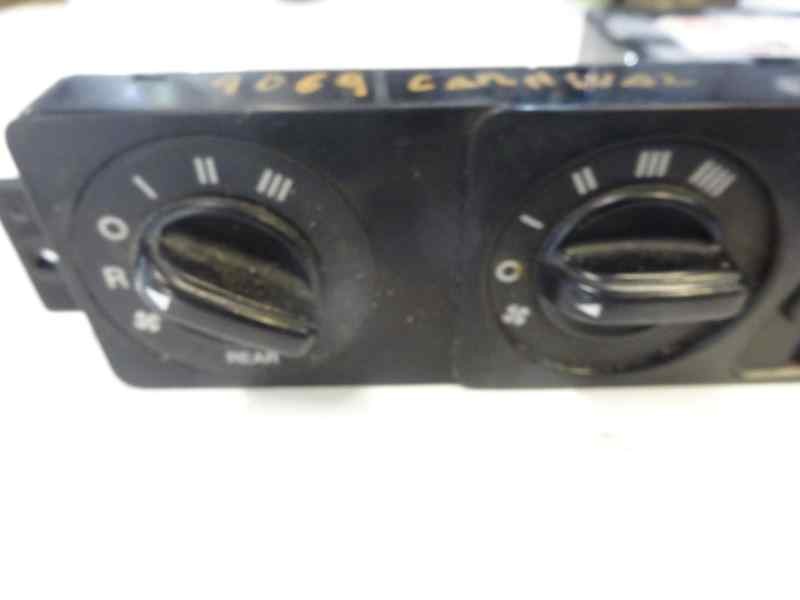 Recambio de mando climatizador para kia carnival td ls referencia OEM IAM 0K55A61190  