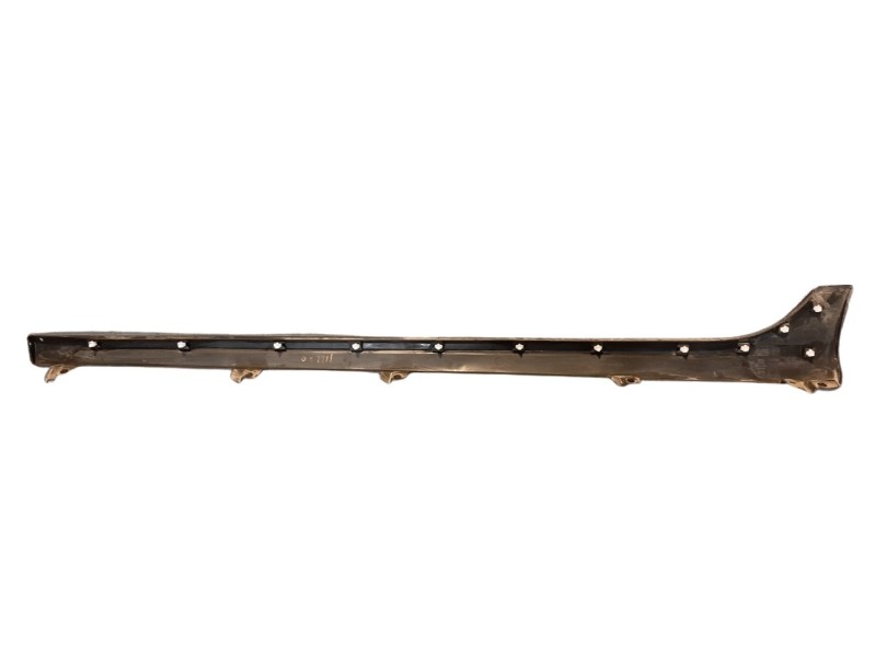 Recambio de faldon lateral para seat arona 1.6 tdi referencia OEM IAM 6F9853852  