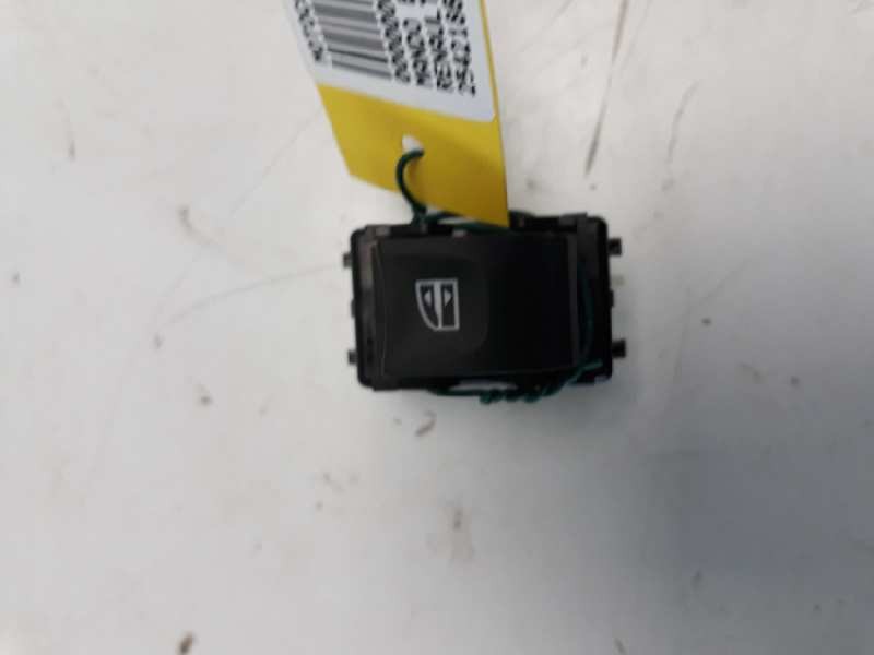 Recambio de mando elevalunas trasero derecho para renault clio iv dynamique referencia OEM IAM 254218614R IAF930017HQ EWSRE069