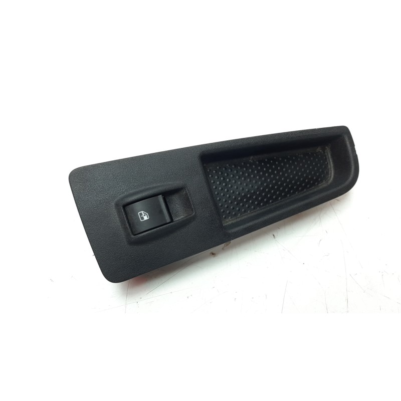 Recambio de mando elevalunas delantero derecho para fiat bravo (198) 1.4 16v cat referencia OEM IAM 735441023  