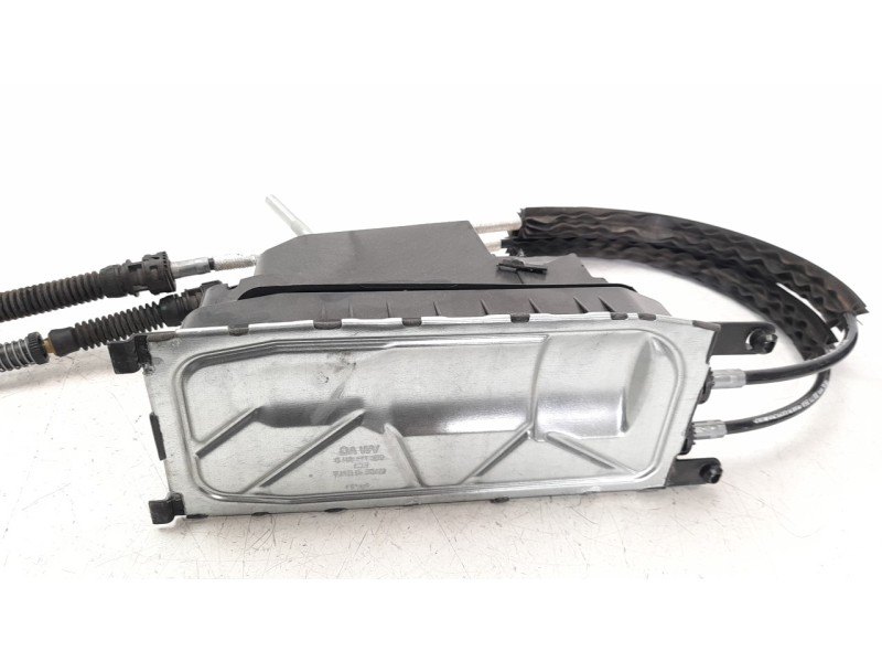 Recambio de palanca cambio para volkswagen polo 1.0 tsi referencia OEM IAM 5Q0711061  