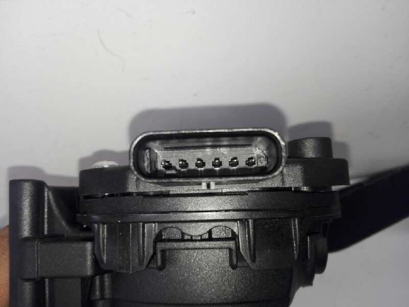 Recambio de potenciometro pedal para opel astra k sports tourer business referencia OEM IAM 13373776  