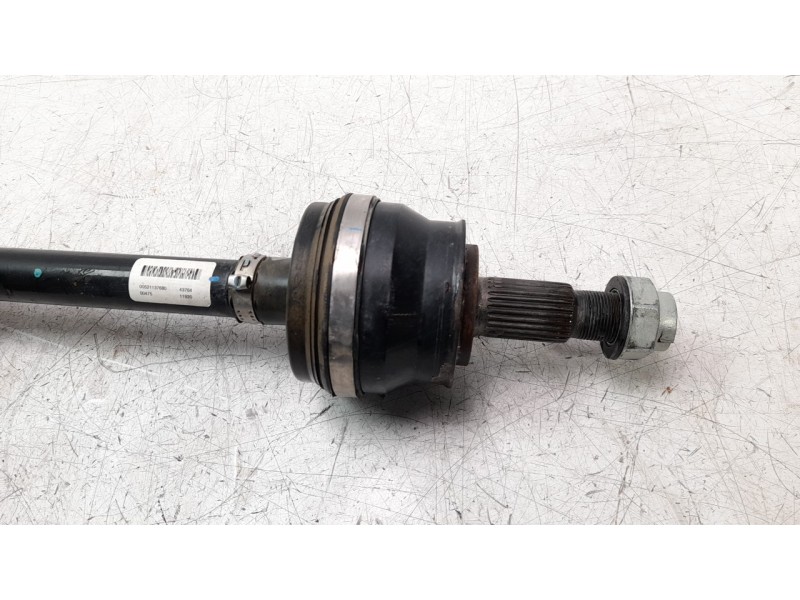 Recambio de transmision trasera derecha para jeep renegade limited 4x4 referencia OEM IAM 521137680  