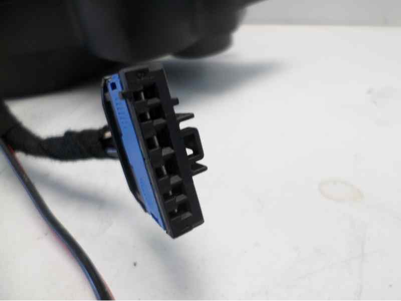 Recambio de cerradura puerta lateral derecha para peugeot 807 st referencia OEM IAM PN16835875 051005106876 