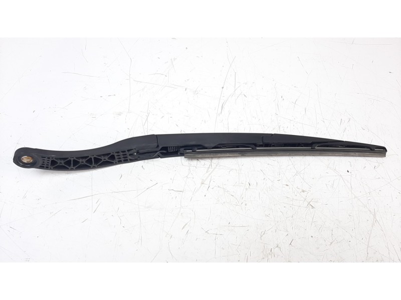 Recambio de brazo limpia trasero para hyundai tucson referencia OEM IAM 988152J000  