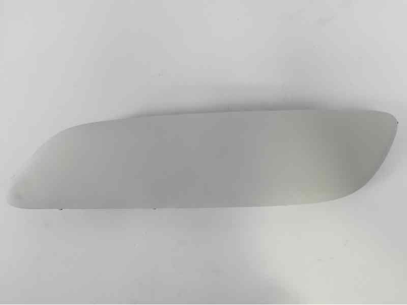 Recambio de molduras delanteras para peugeot 307 berlina (s2) referencia OEM IAM 7452P7 107172616 PG4201245