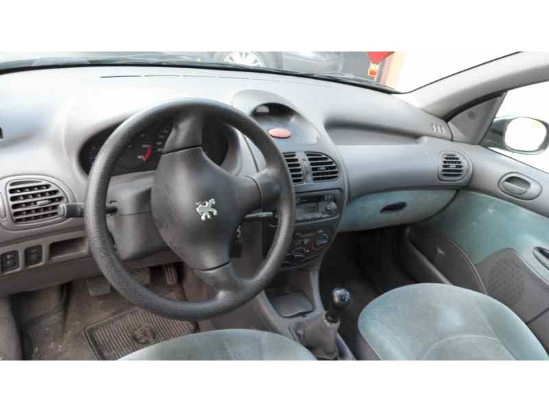 peugeot 206 berlina del año 1998