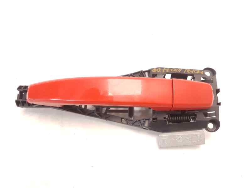 Recambio de maneta exterior delantera derecha para opel mokka selective referencia OEM IAM 13505889  