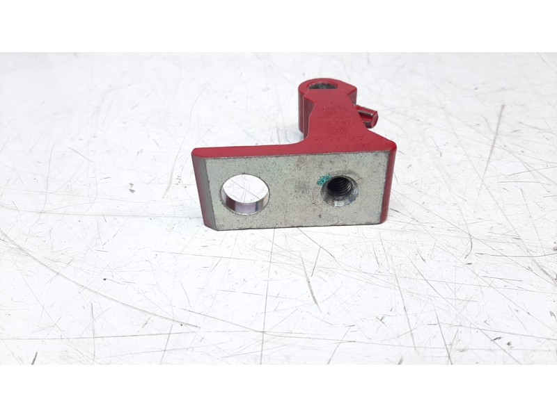 Recambio de retenedor puerta para seat leon (5f1) 1.6 tdi referencia OEM IAM 8X0831403A  
