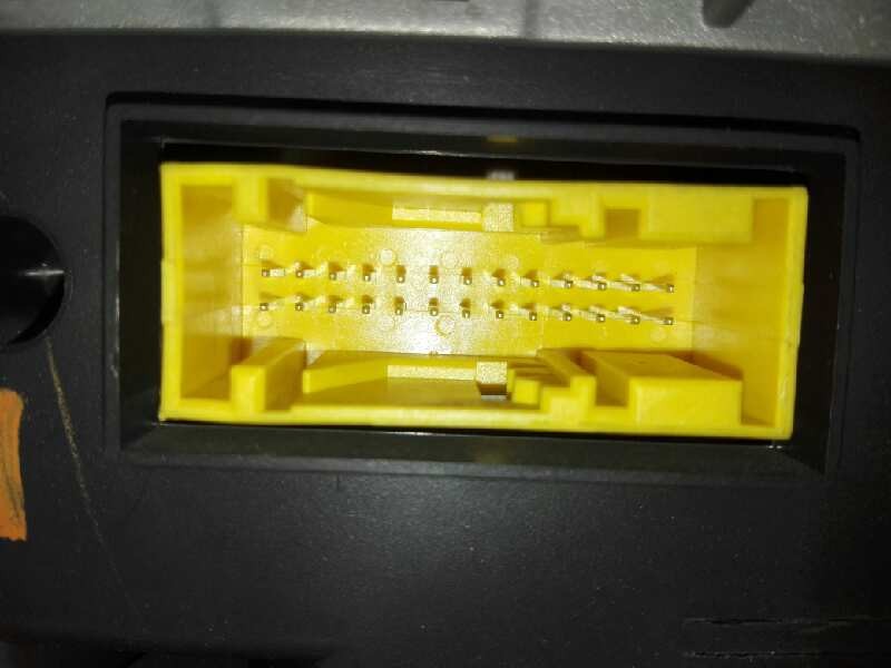 Recambio de cuadro instrumentos para peugeot 807 st pack referencia OEM IAM 1496274080 501021630051 UMGR955