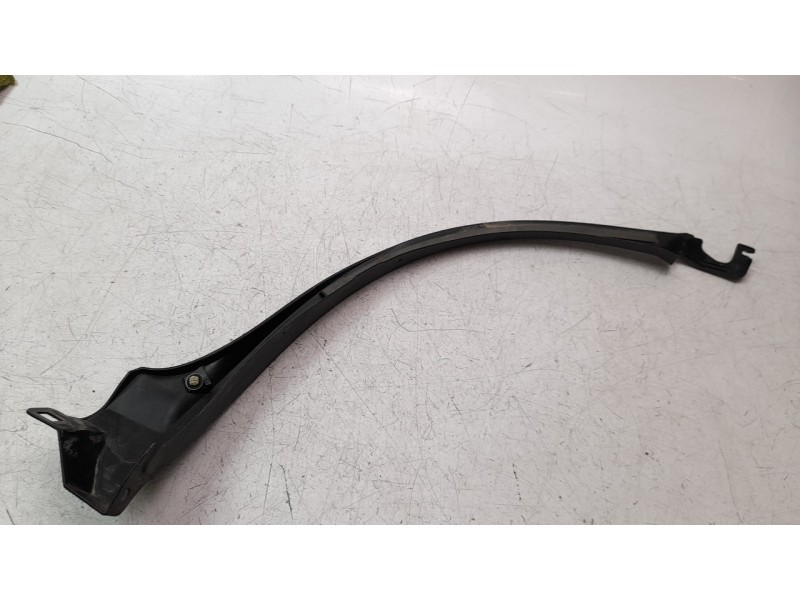 Recambio de aletin trasero derecho para lexus nx 2.5 16v cat (híbrido) referencia OEM IAM 7587378010  